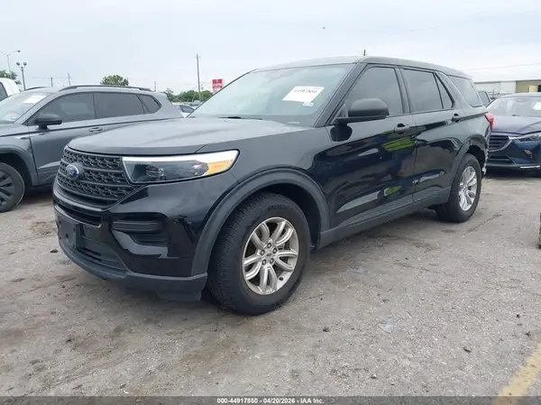 1FMSK7BH2LGD15582 2020 FORD EXPLORER - Image 2