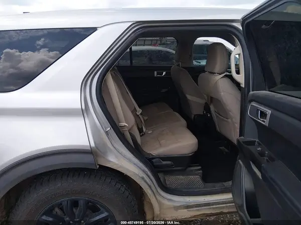 1FMSK7BH3MGA27667 2021 FORD EXPLORER - Image 8