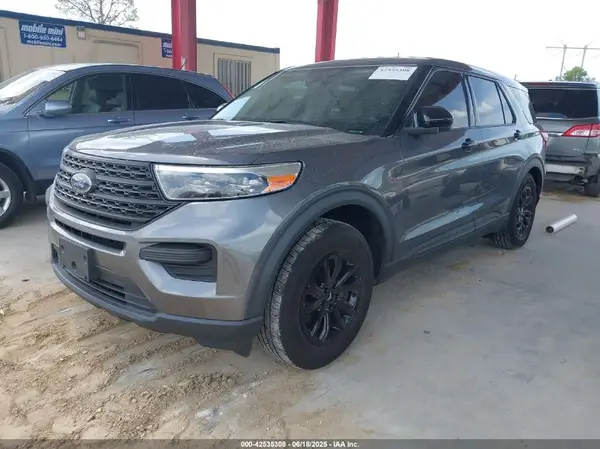1FMSK7BH4MGA27855 2021 FORD EXPLORER - Image 2