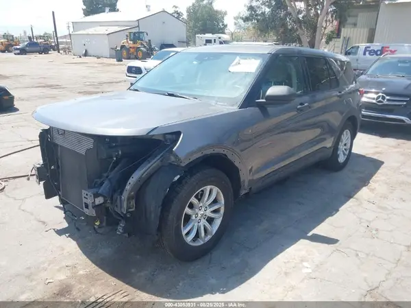 1FMSK7BH6MGB05438 2021 FORD EXPLORER - Image 2