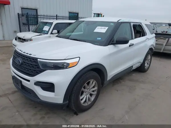 1FMSK7BH7LGC30978 2020 FORD EXPLORER - Image 2