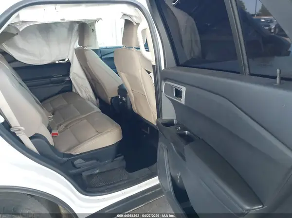 1FMSK7BH8MGA31813 2021 FORD EXPLORER - Image 8