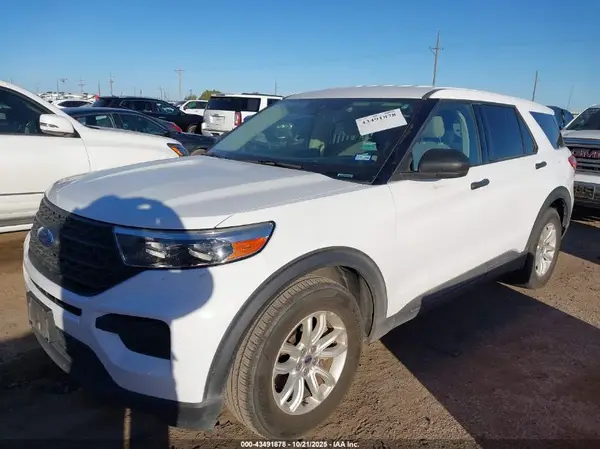 1FMSK7BH8MGA61359 2021 FORD EXPLORER - Image 2