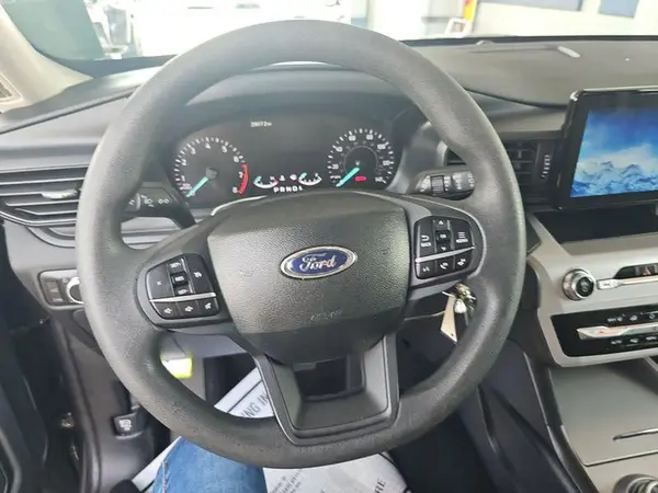 1FMSK7BH8PGA42427 2023 FORD EXPLORER - Image 2