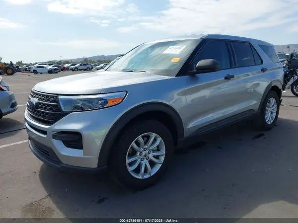 1FMSK7BH9MGA46546 2021 FORD EXPLORER - Image 2