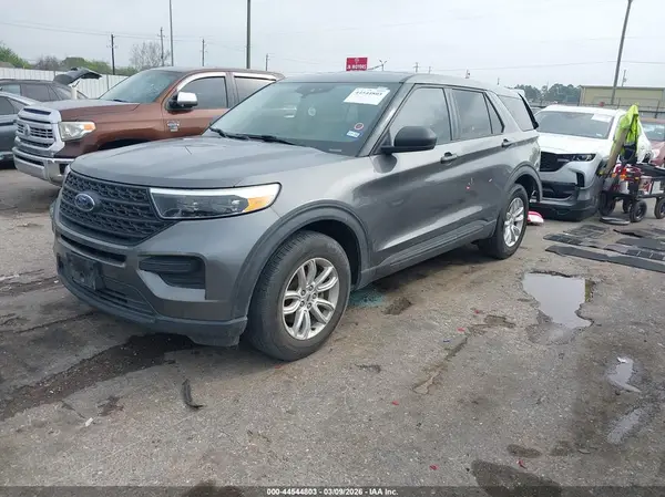 1FMSK7BHXMGA46040 2021 FORD EXPLORER - Image 2