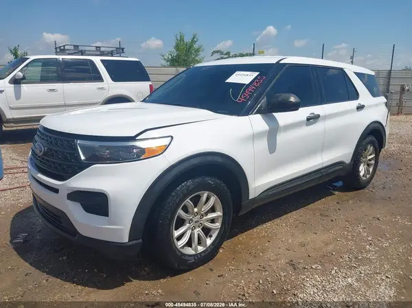 1FMSK7BHXMGA67650 2021 FORD EXPLORER - Image 2