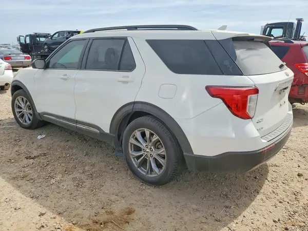 1FMSK7DH0LGB04278 2020 FORD EXPLORER - Image 2