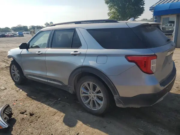 1FMSK7DH0LGB28256 2020 FORD EXPLORER - Image 2