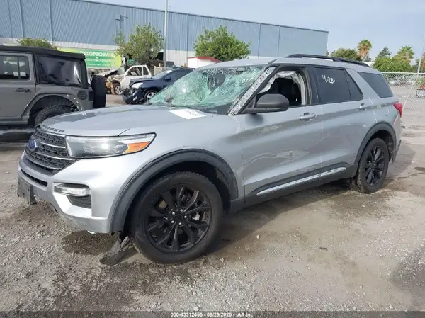 1FMSK7DH0LGC82594 2020 FORD EXPLORER - Image 2