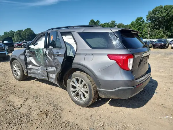 1FMSK7DH0MGA30281 2021 FORD EXPLORER - Image 2