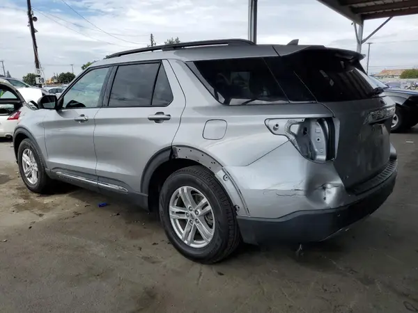 1FMSK7DH0MGA41278 2021 FORD EXPLORER - Image 2