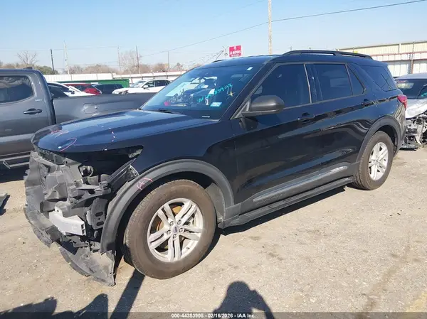 1FMSK7DH0MGB01494 2021 FORD EXPLORER - Image 2