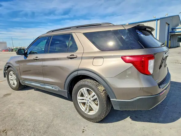 1FMSK7DH0MGB15301 2021 FORD EXPLORER - Image 2