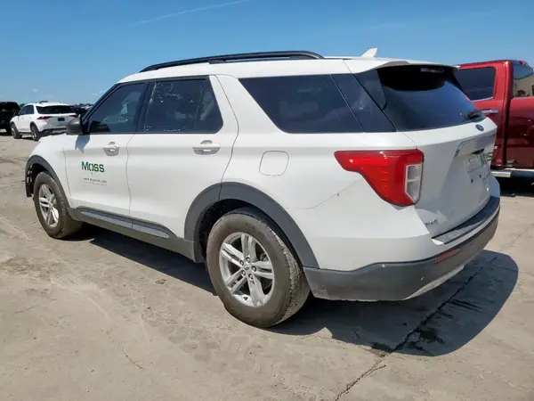 1FMSK7DH0MGB20577 2021 FORD EXPLORER - Image 2