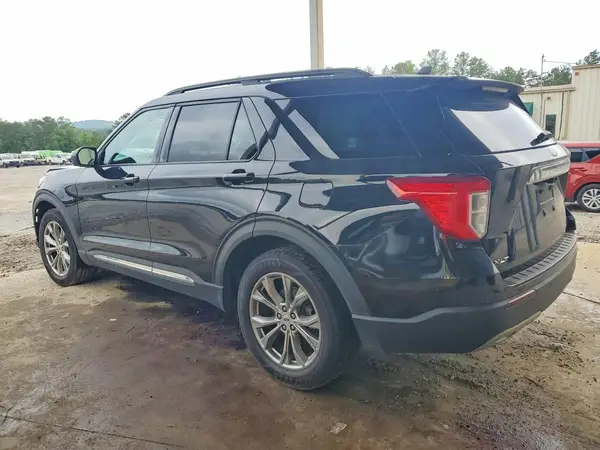 1FMSK7DH0MGC10067 2021 FORD EXPLORER - Image 2