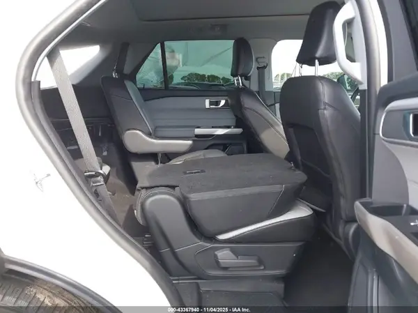 1FMSK7DH0MGC17617 2021 FORD EXPLORER - Image 8