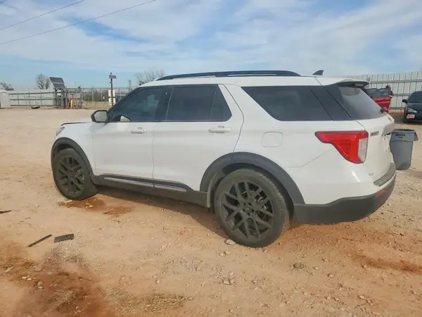 1FMSK7DH0MGC51265 2021 FORD EXPLORER - Image 2