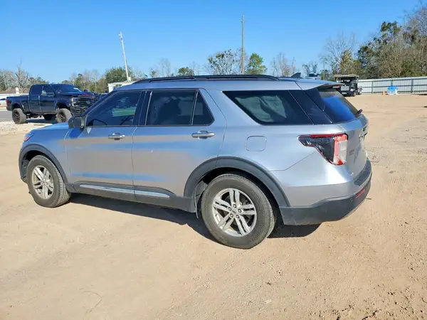 1FMSK7DH0NGA07794 2022 FORD EXPLORER - Image 2