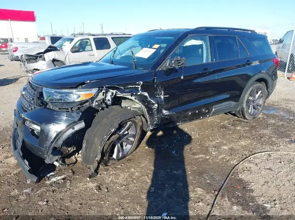 1FMSK7DH0NGA16706 2022 FORD EXPLORER - Image 2