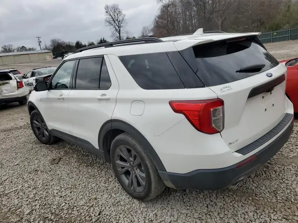 1FMSK7DH0NGA20108 2022 FORD EXPLORER - Image 2