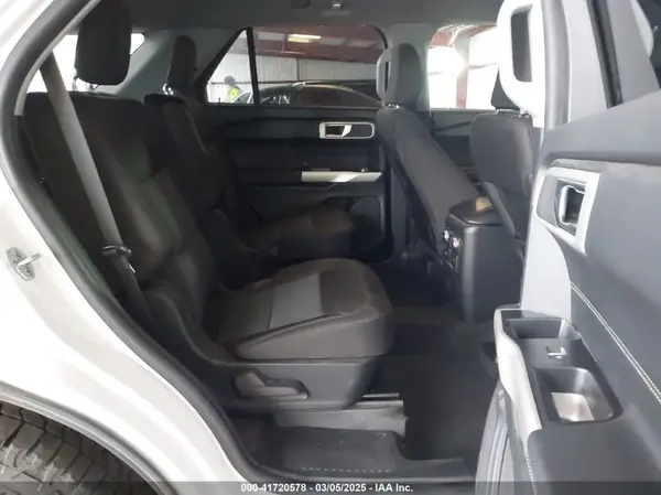 1FMSK7DH0NGA50208 2022 FORD EXPLORER - Image 8