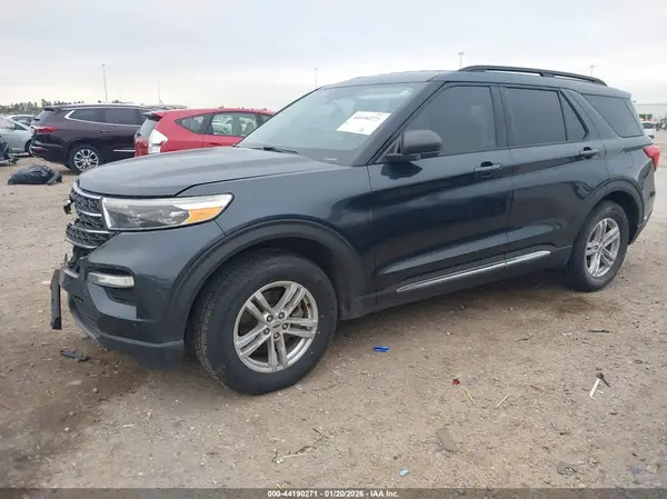 1FMSK7DH0NGB00427 2022 FORD EXPLORER - Image 2