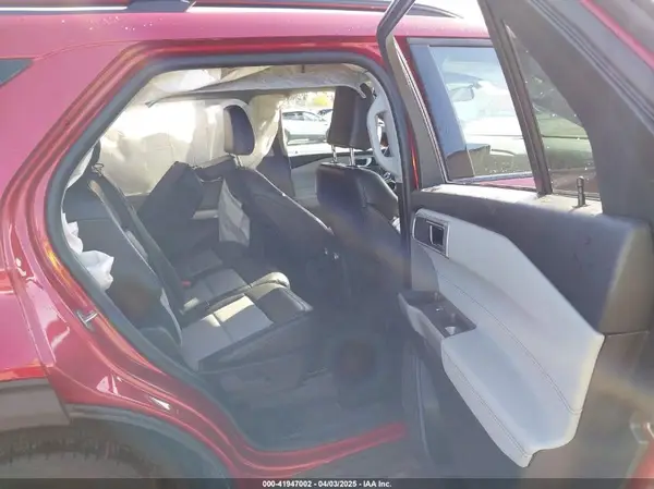1FMSK7DH0NGB40877 2022 FORD EXPLORER - Image 8