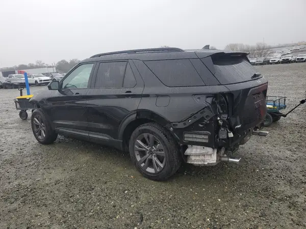 1FMSK7DH0NGB84393 2022 FORD EXPLORER - Image 2