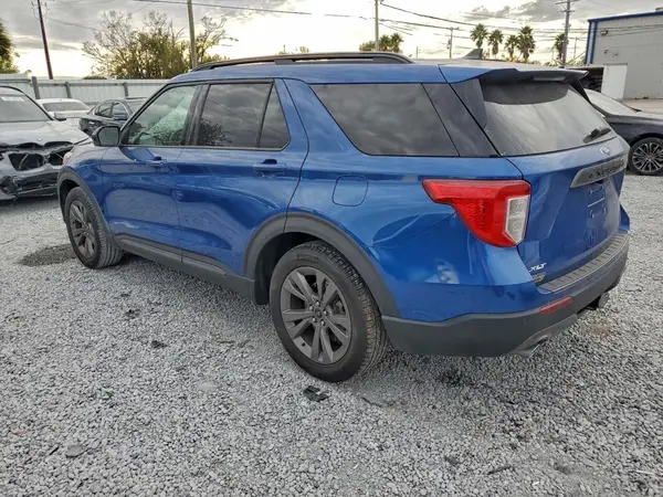 1FMSK7DH0NGC49517 2022 FORD EXPLORER - Image 2