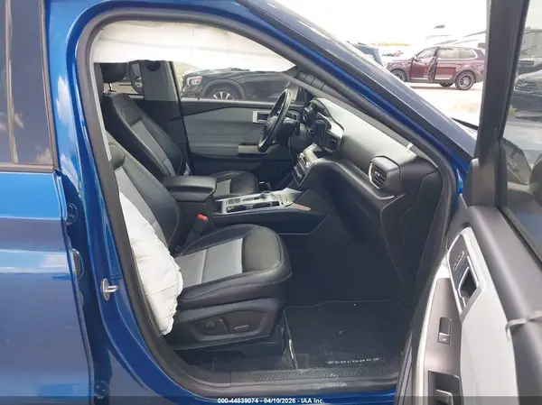 2022 FORD EXPLORER IAAI lot 44839074 auction photo 5