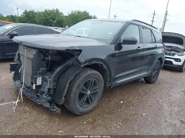 1FMSK7DH0PGA06230 2023 FORD EXPLORER - Image 2