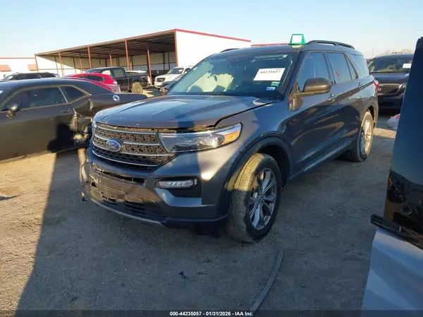 1FMSK7DH0PGA16062 2023 FORD EXPLORER - Image 2