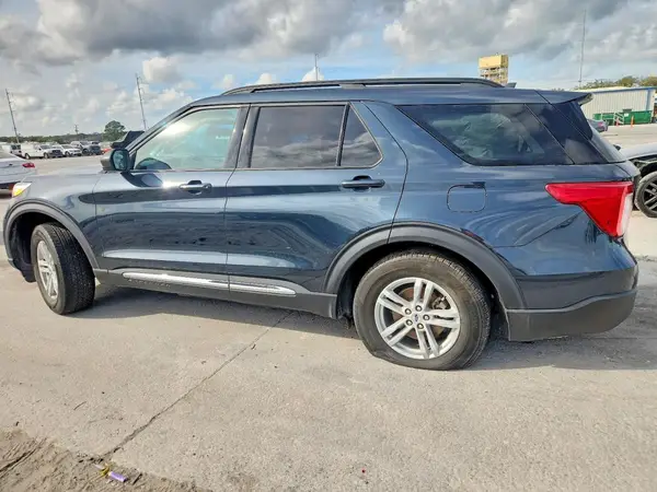 1FMSK7DH0PGA47845 2023 FORD EXPLORER - Image 2