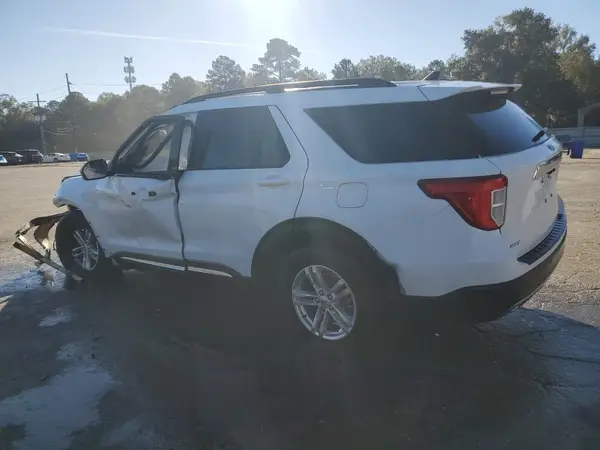 1FMSK7DH0PGB16923 2023 FORD EXPLORER - Image 2