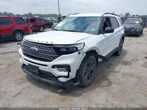 1FMSK7DH0PGB34306 2023 FORD EXPLORER - Image 2