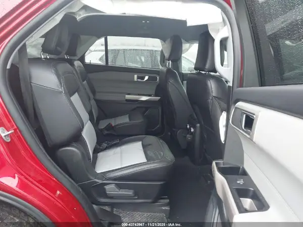 1FMSK7DH0PGB49713 2023 FORD EXPLORER - Image 8