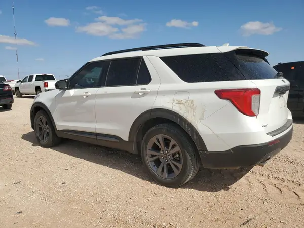 1FMSK7DH0PGB49999 2023 FORD EXPLORER - Image 2