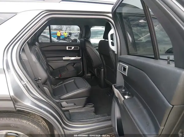 1FMSK7DH0PGB76815 2023 FORD EXPLORER - Image 8