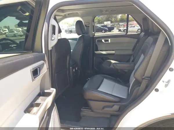 1FMSK7DH0PGB86535 2023 FORD EXPLORER - Image 8