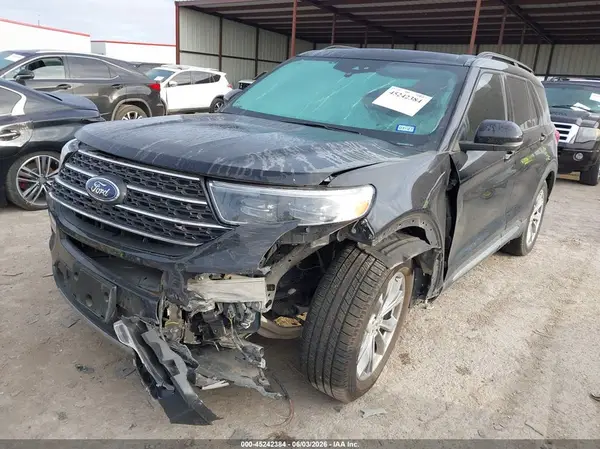 1FMSK7DH0PGC09618 2023 FORD EXPLORER - Image 2