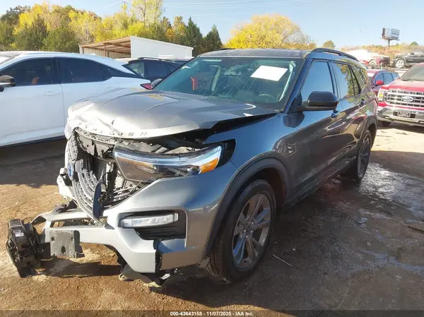 1FMSK7DH0RGA11771 2024 FORD EXPLORER - Image 2