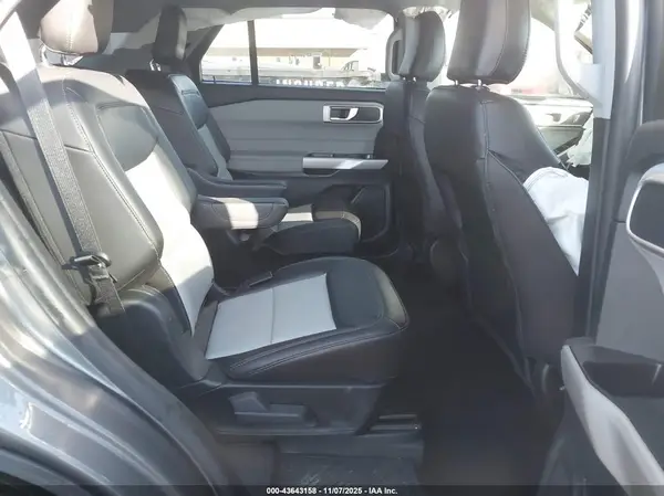 1FMSK7DH0RGA11771 2024 FORD EXPLORER - Image 8
