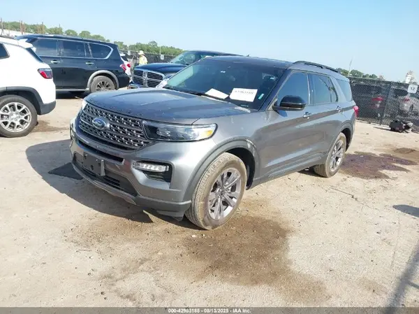 1FMSK7DH0RGA14704 2024 FORD EXPLORER - Image 2