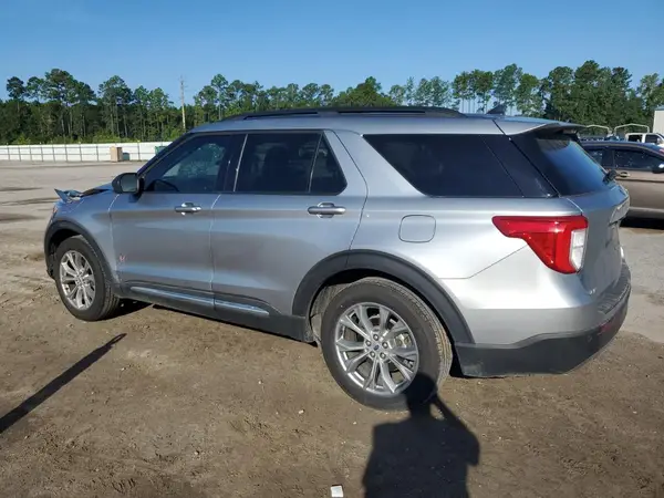 1FMSK7DH0RGA54815 2024 FORD EXPLORER - Image 2