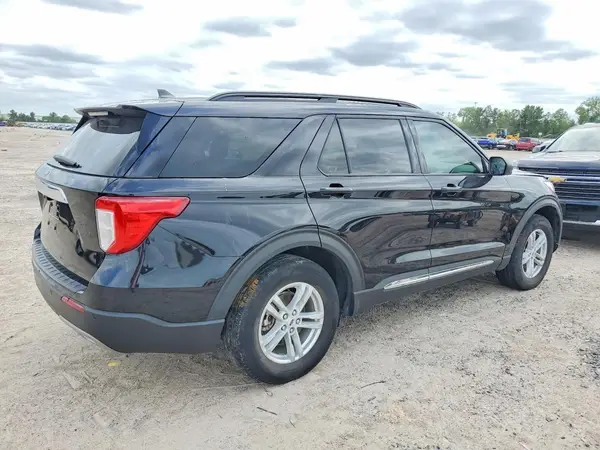 2024 FORD EXPLORER COPART lot 52415376 auction photo 3