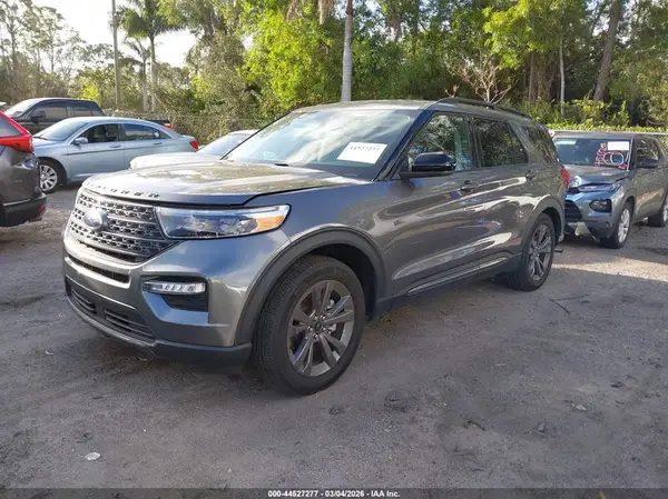 1FMSK7DH0RGA80184 2024 FORD EXPLORER - Image 2