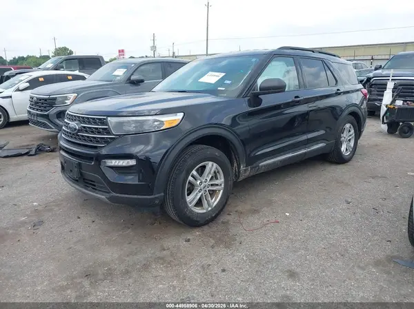 1FMSK7DH0RGA87829 2024 FORD EXPLORER - Image 2