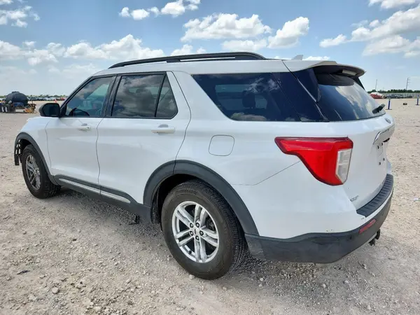 1FMSK7DH1LGA80640 2020 FORD EXPLORER - Image 2