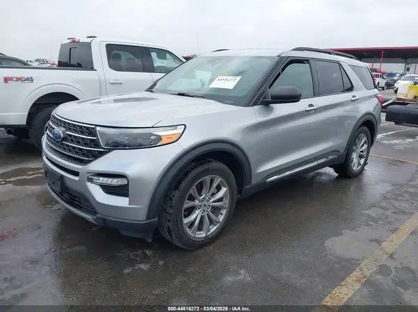 1FMSK7DH1LGC28365 2020 FORD EXPLORER - Image 2
